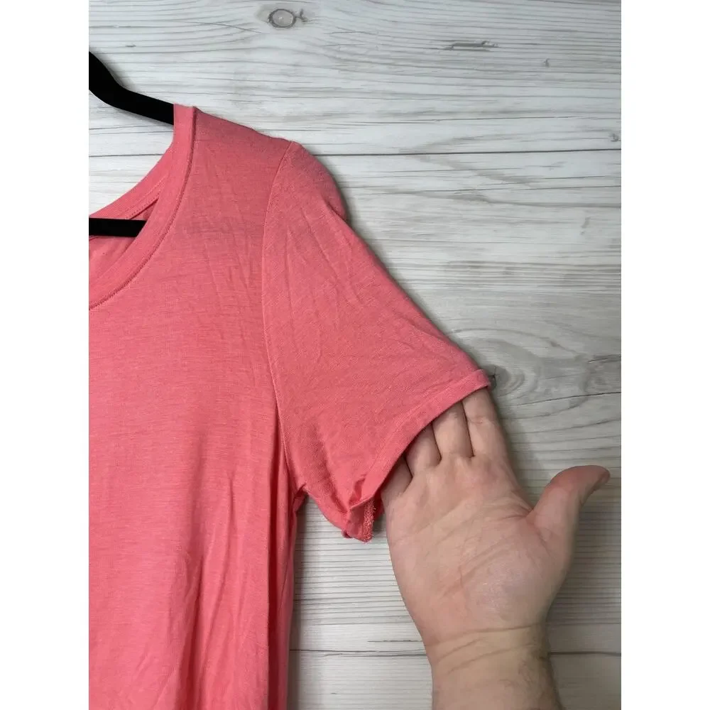 Tahari Shirt‎ Womens Medium Pink Short Sleeve Stretch Rayon Lightweight Top